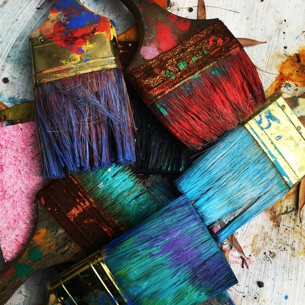 Comment organiser un atelier de peinture pour explorer les techniques de l'impressionnisme ?