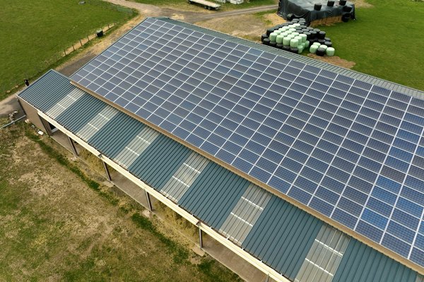 Le constructeur d'un hangar photovoltaïque fiable et compétent en France